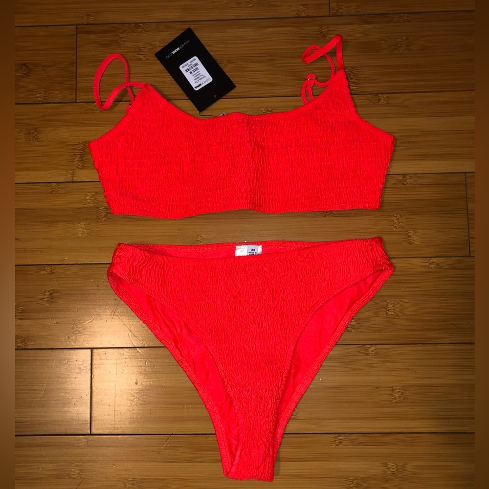 <3 Neon coral bikini